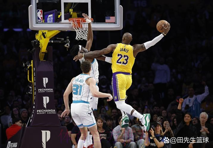 镇守禁区!马威全场6投5中,得到16分8篮板2抢断3盖帽 镇守禁区!马威全场6投5中,得到16分8篮板2抢断3盖帽